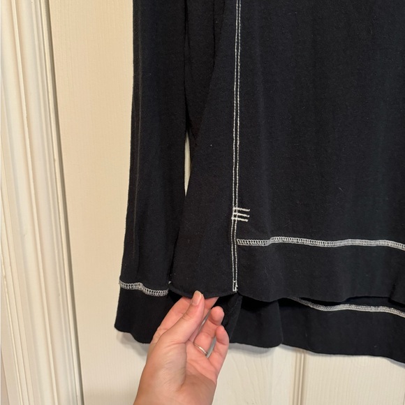 BDG Longsleeve - Picture 2 of 4